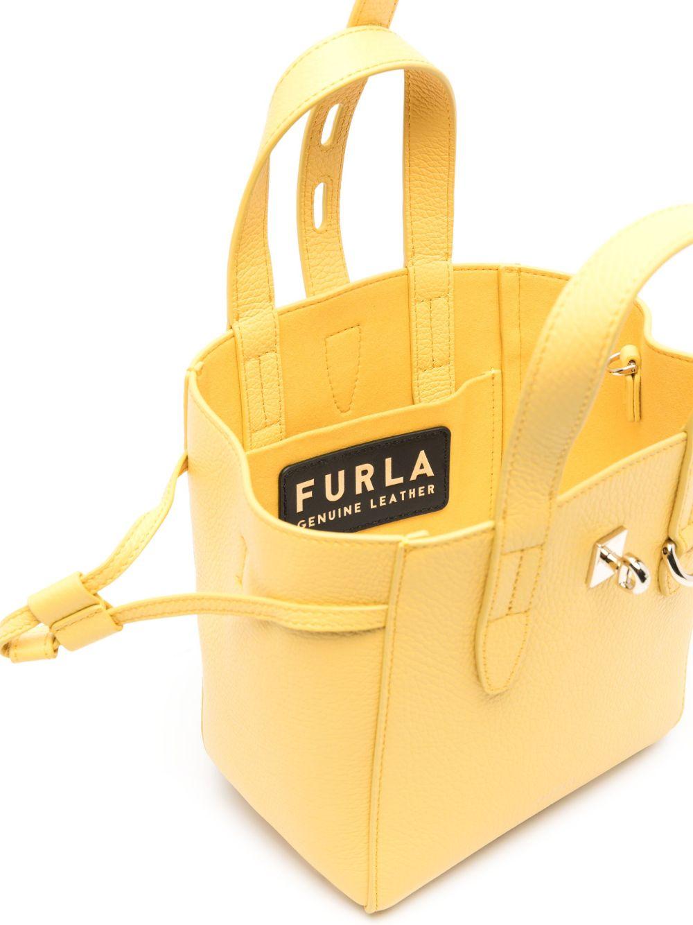  BASRFUAHSF000 NTT00 NETTARE FURLA 