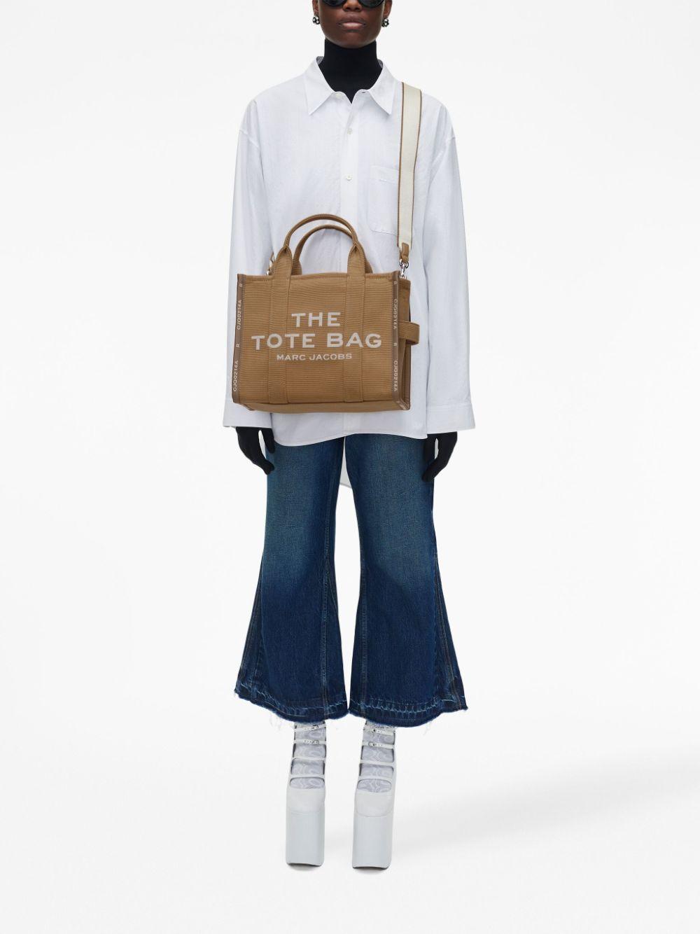  M0017027 230 CAMEL MARC JACOBS 