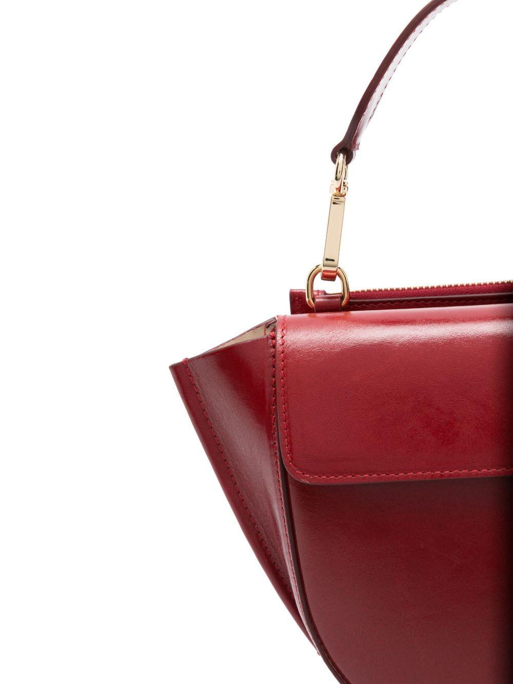  000025 2051 CRANBERRY WANDLER 