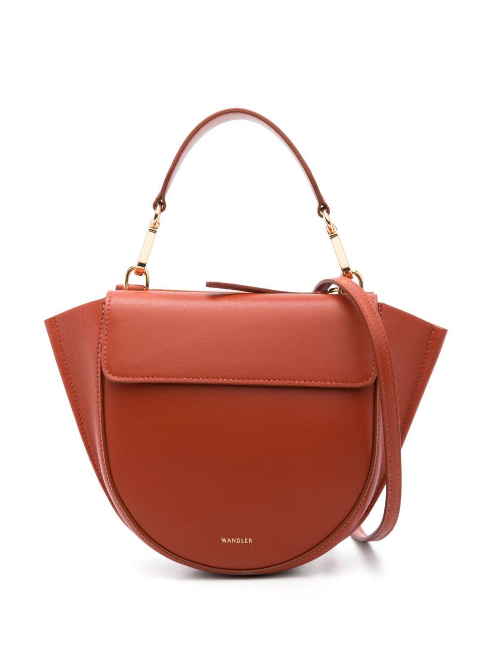  000025 FENIX WANDLER 