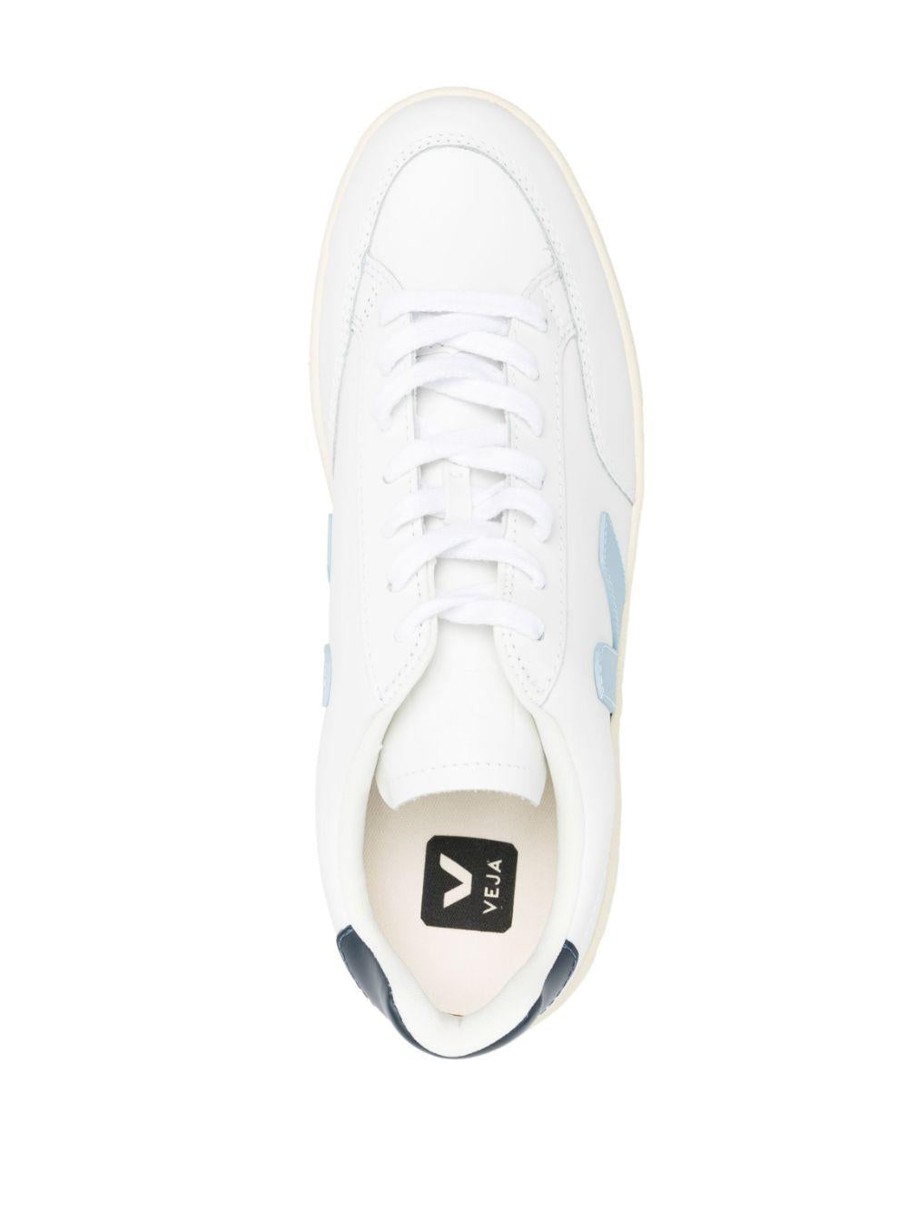  XD0203302 WHITE STEEL NAUTICO VEJA 