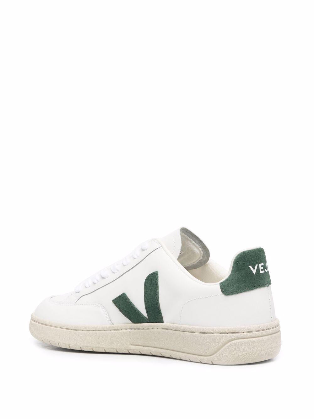  XD0202336 WHITE CYPRUS VEJA 