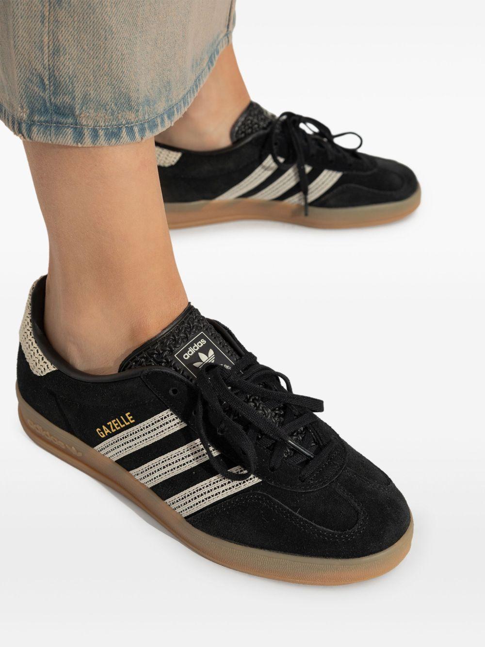 Gazzelle Indoor Sneakers JI2755 BLACK WHITE ADIDAS ORIGINALS 