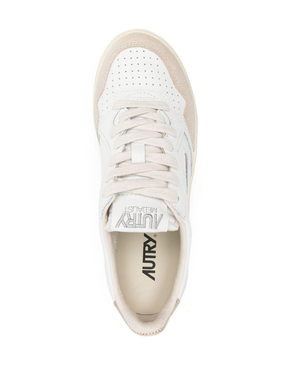 Sneakers Medalist Low in pelle e suede bianca e oro AULWLS75 WHITE GOLD AUTRY 