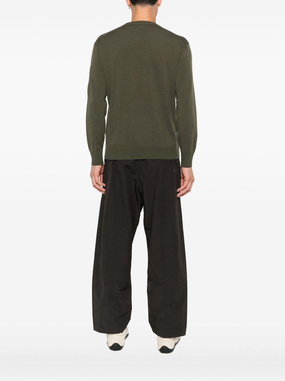 Extrafine Merino Wool Crewneck Sweater 19CMKN037A005528A 683 IVY GREEN CP COMPANY 