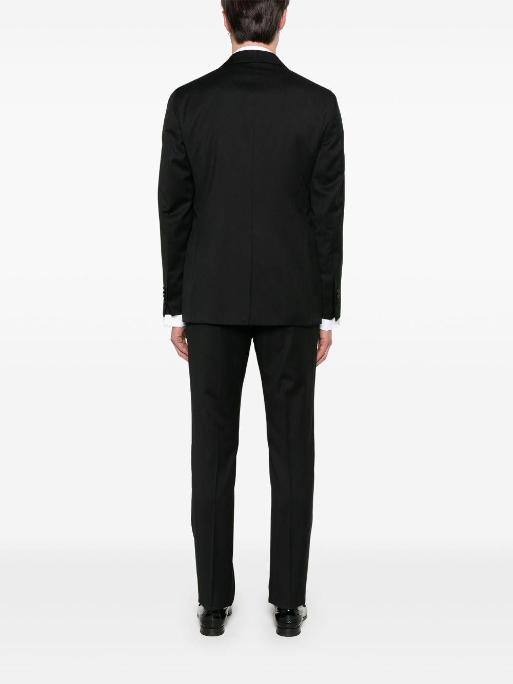 Abito monopetto con rifiniture in raso SFVK15ANKLISTG060001UPER003 N5012 TAGLIATORE 