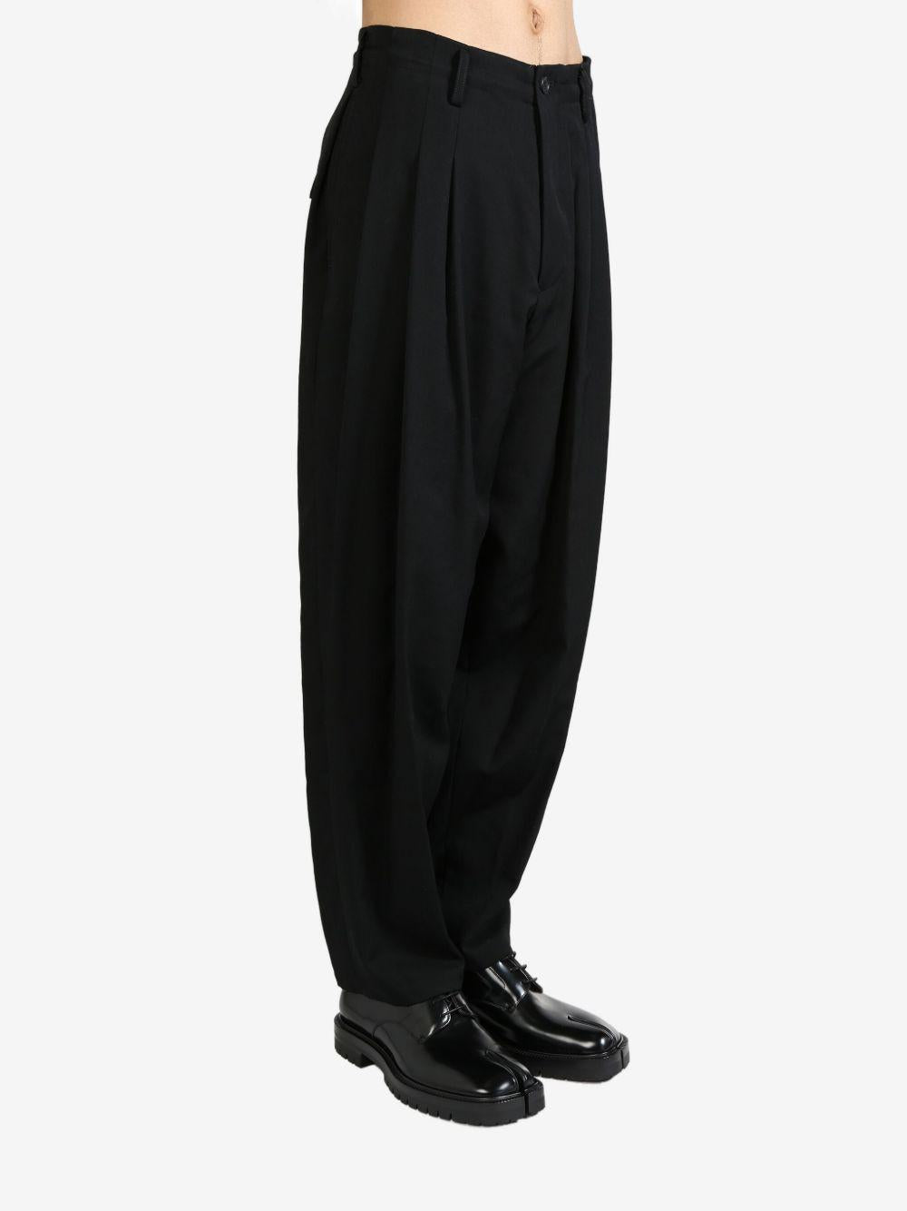 8 Tucks trousers HOP35100 2 BLACK YOHJI YAMAMOTO 