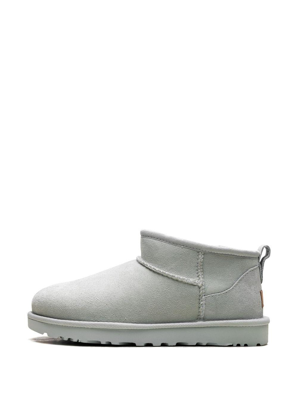  1116109 GOO UGG 