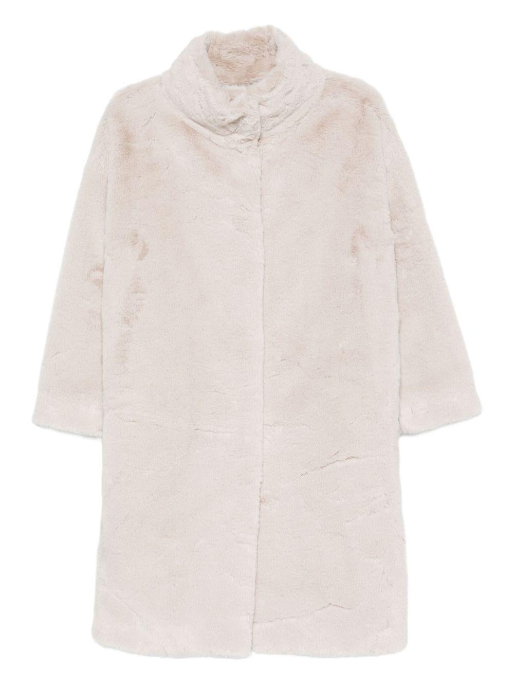  GC000491D12422 1985 CHANTILLY HERNO 