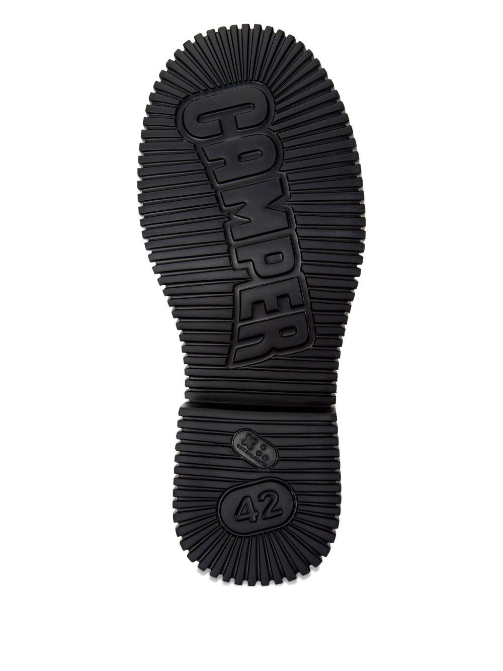  K101051 001 BLACK CAMPER 