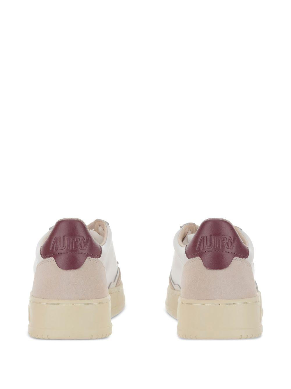 Sneakers Medalis AULWLS03 WHITE BURGUNDY AUTRY 