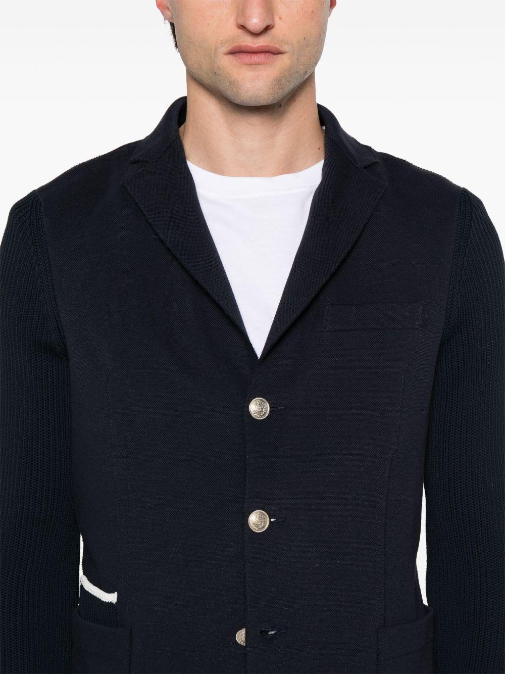  I75GIAI13BOTTES0I302 1101 BLUE ELEVENTY 