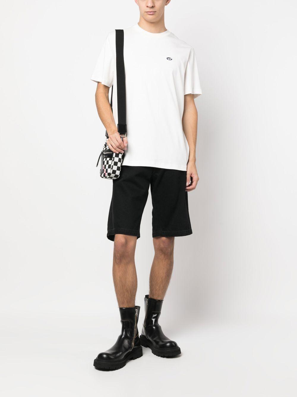  A038190AIJU 141 WHITE DIESEL 