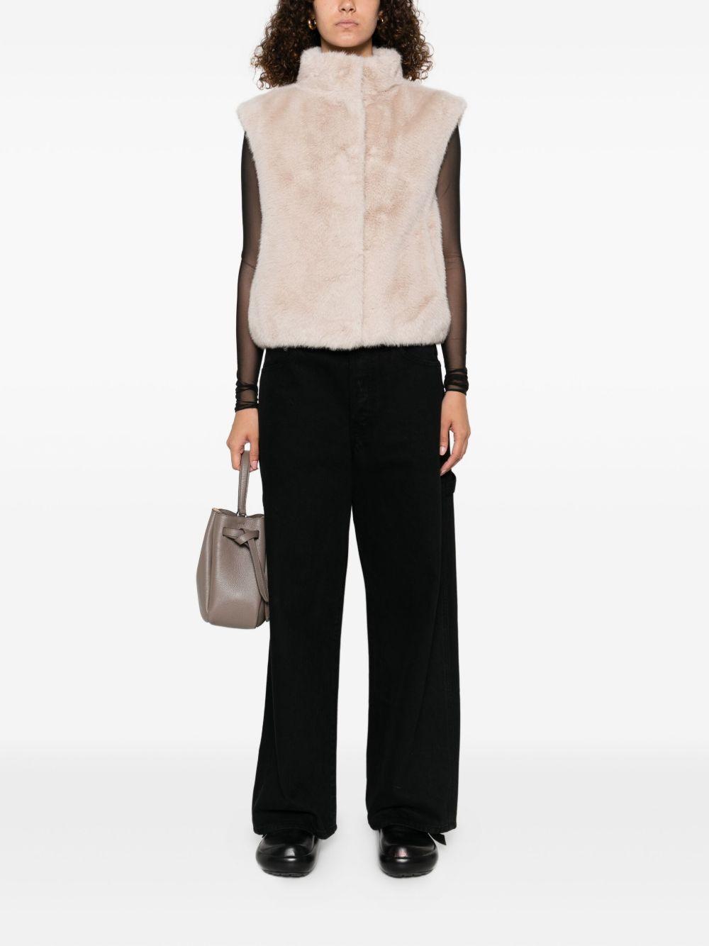  GC00071DR12624 1985 CHANTILLY HERNO 