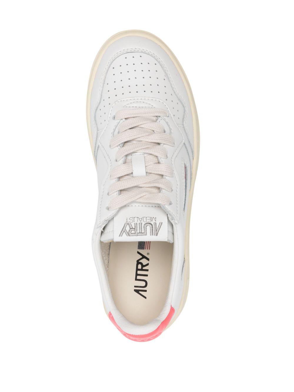  AULWLL57 WHITE CORAL AUTRY 