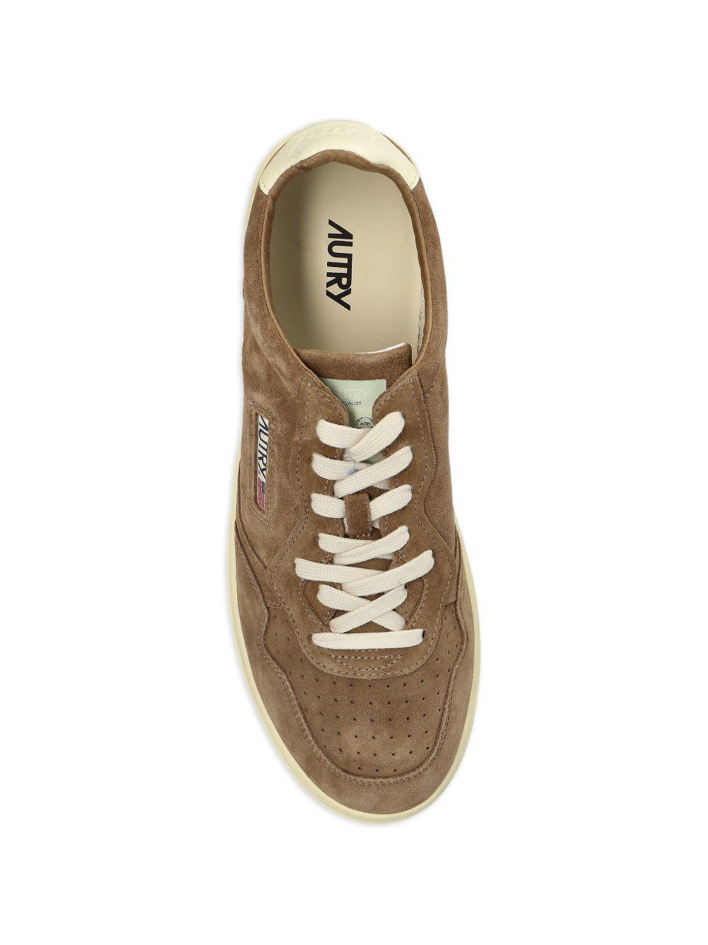 Sneakers Medalist Low Suede AULMUH10 SUEDE CIGAR AUTRY 