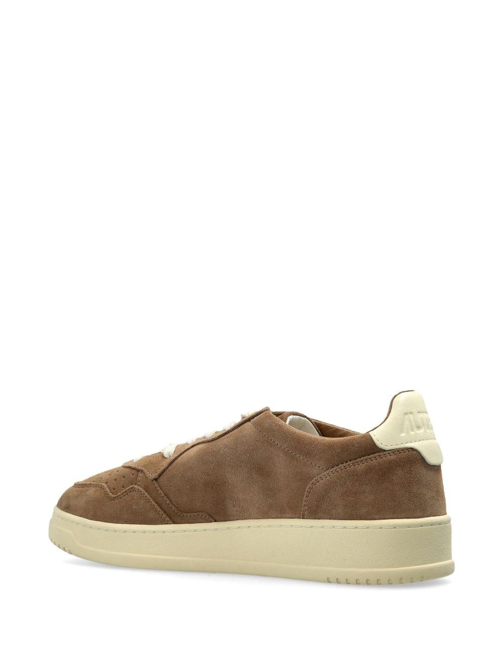 Sneakers Medalist Low Suede AULMUH10 SUEDE CIGAR AUTRY 