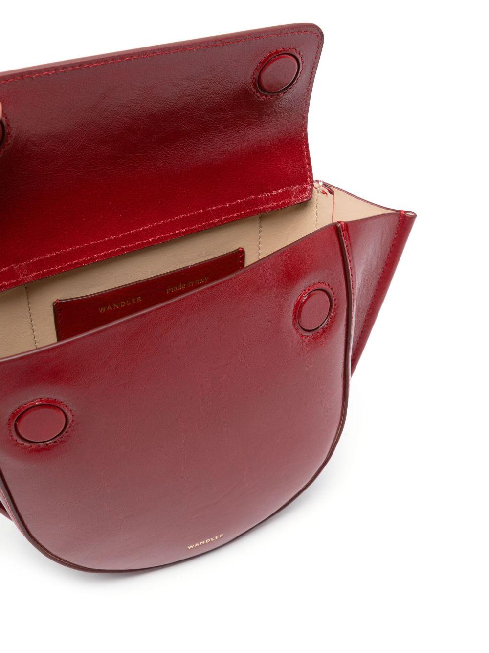  000025 2051 CRANBERRY WANDLER 