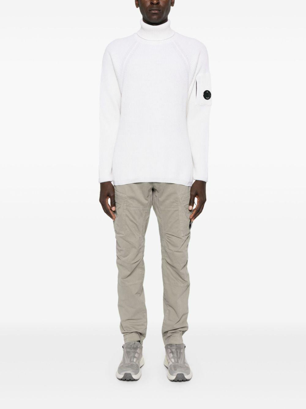  17CMKN148A110149A 103 GAUZE WHITE CP COMPANY 