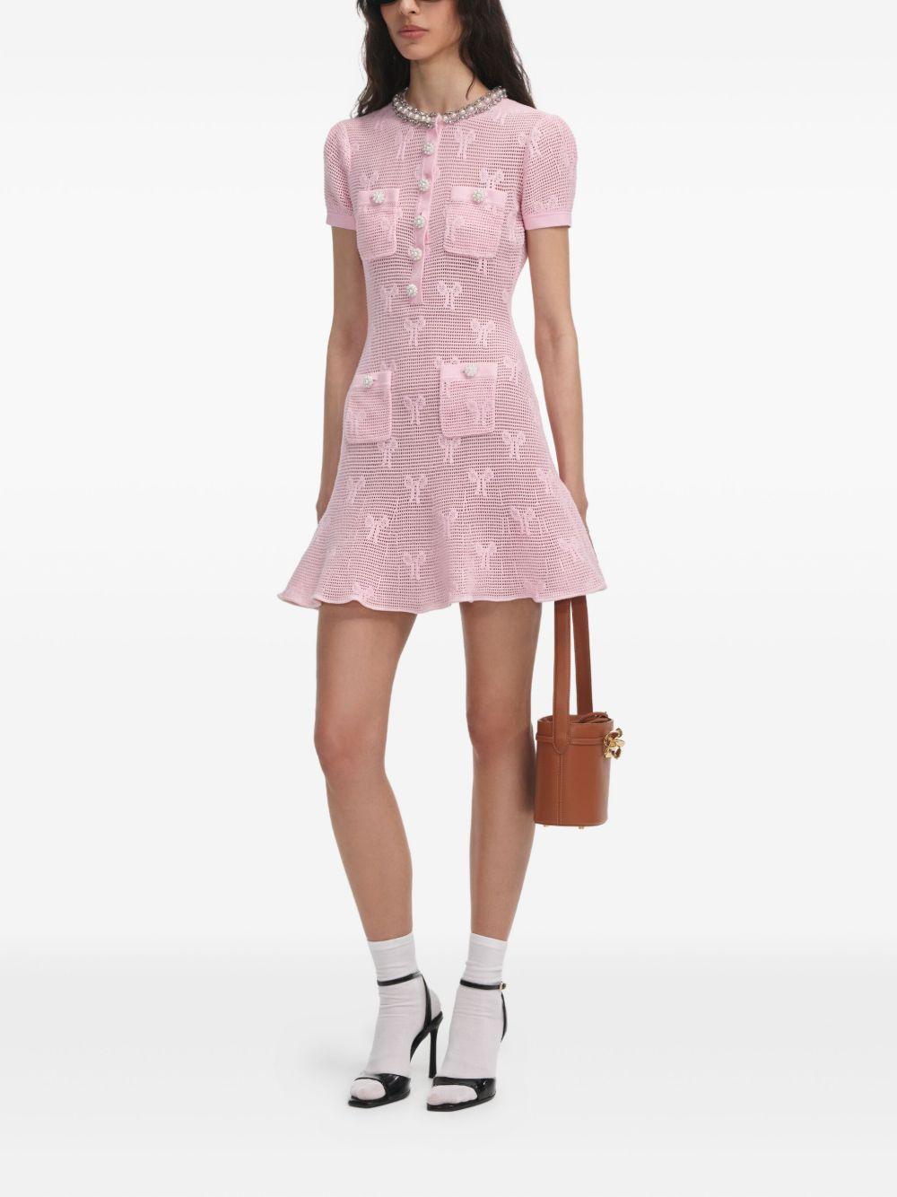  PF25047SAP PINK SELF-PORTRAIT 