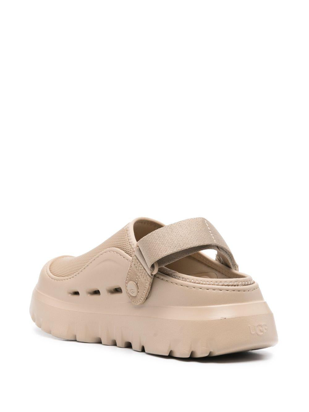 PeakMod mules 1166912 DND UGG 