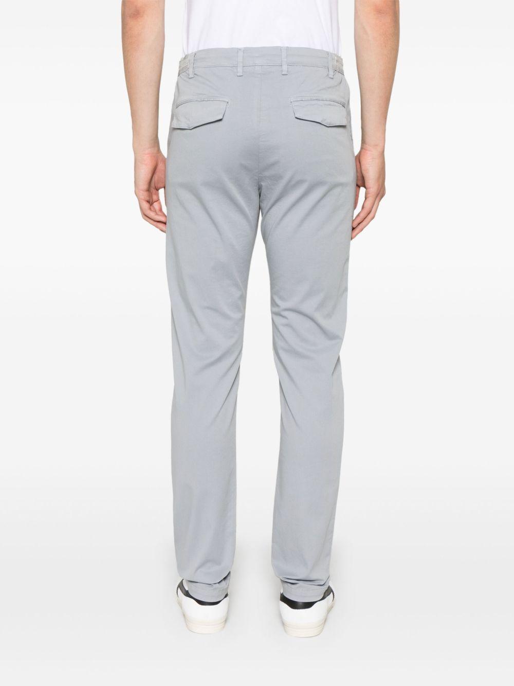 Pantaloni affusolati con pieghe K75PANH08TET0G002 08NN GREY ELEVENTY 