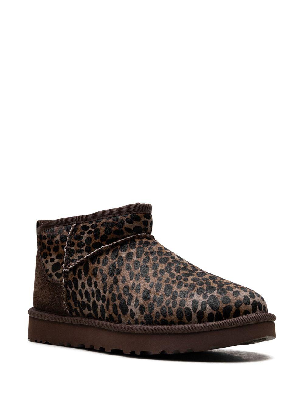  1158328 BCDR UGG 